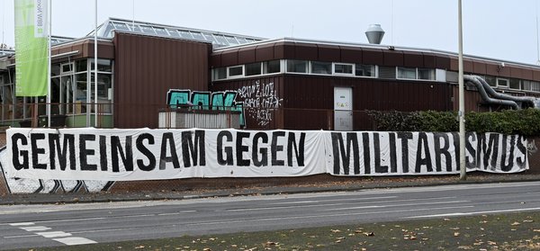 Protest gegen Rüstungsunternehmen Krauss Maffei Wegmann und deutsche Waffenlieferungen an die Türkei, 23.10.2019 